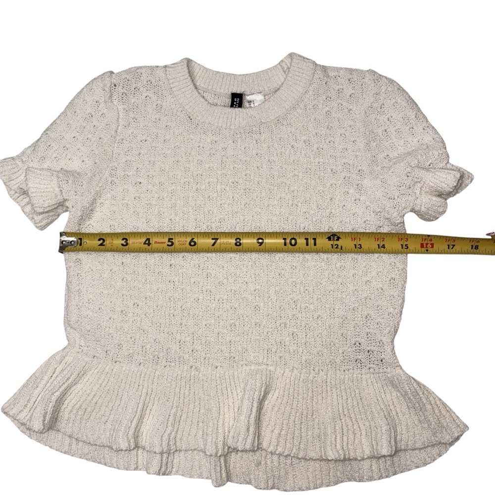 H&M Divided RUFFLE-TRIMMED POINTELLE-KNIT TOP size Small - Picture 4 of 6